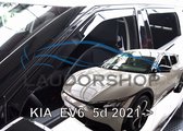Kia EV6 donkere zijwindschermen set voor 4 deuren tbv 5 deurs model VANAF 2021 pasvorm raamspoilers merk Team Heko