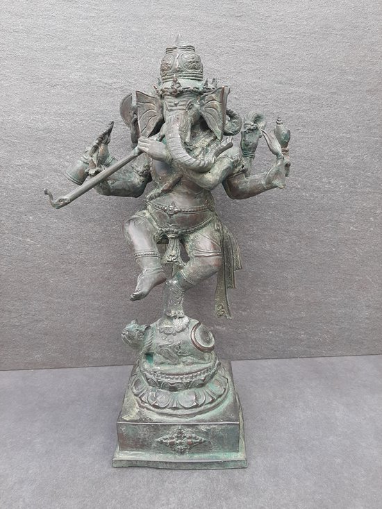 Statue et bronze de Ganesh/Ganapati dansant à 3 visages/8 bras, jouant de la flûte