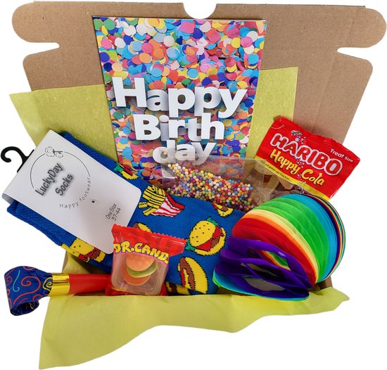 Cadeau box – Feest – Gefeliciteerd - Fastfood - Verrassings Pakket – Verjaardag - Gift box – Grappig - Cadeau voor vrouw man – Kado – Sokken - Verjaardags cadeau – Jarig -Geschenkdoos – LuckyDay Socks - Maat 37-44
