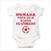 Soft Touch Rompertje met Tekst - Stilte AUB, Papa en ik kijken FC Utrecht - Rood | Baby rompertje met leuke tekst | | kraamcadeau | 0 tot 3 maanden | GRATIS verzending