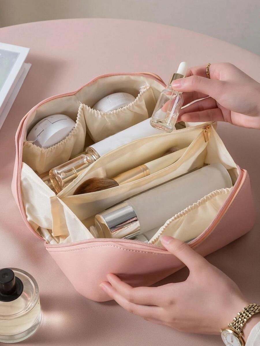 Luxe Make-up Tas Roze + Beauty Blender Spons - Toilettas - Reistas - Tas Voor Toilet Artikelen - Beauty case - Cosmetica tas - Handige Make-up Tas - Make-up Organizer - Skincare Organizer - Reis Toilettas - Multifunctionele Make-up Tasje - Case Tool van Merkloos / Sans marque — cadeau in Mode & Accessoires - foto 2