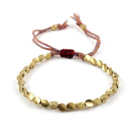 Tibetaanse armband met koperen kralen, geluk armband goud | Sparkolia