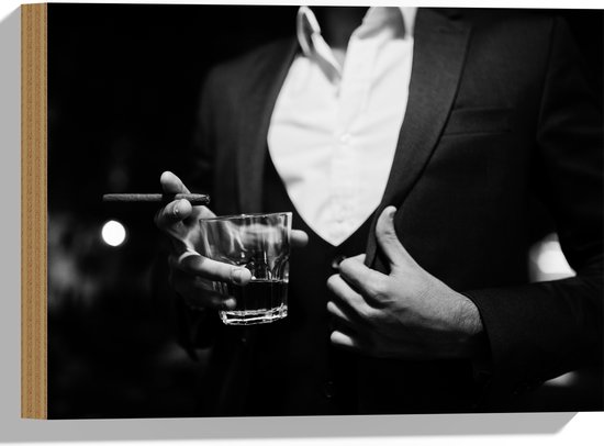 Hout - Man - Glas - Drinken - Alcohol - Sigaar - Zwart - Wit - 40x30 cm - 9 mm dik - Foto op Hout (Met Ophangsysteem)