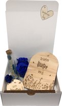 Geschenkbox liefste METER | blauw | bloemen | droogbloemen | liefste meter | meter vragen | meter worden | peettante vragen | peettante worden | cadeau  | geschenkdoos | giftbox