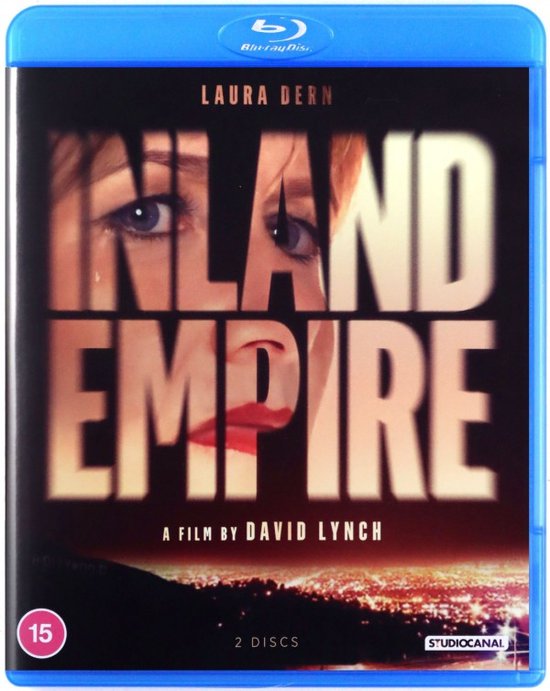 Filmcover voor Inland Empire met een close-up van Laura Derns ogen en mond