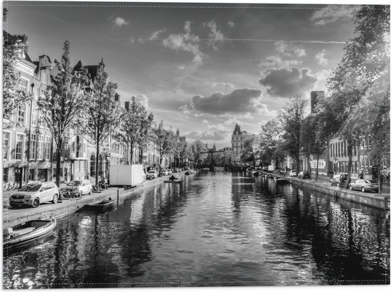 Vlag - Uitzicht over de Grachten van Amsterdam (Zwart-wit) - 40x30 cm Foto op Polyester Vlag