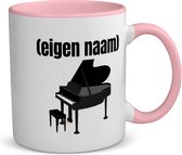 Akyol - piano met eigen naam koffiemok - theemok - roze - Piano - muziek liefhebbers - mok met eigen naam - iemand die houdt van piano spelen - verjaardag - cadeau - kado - 350 ML inhoud