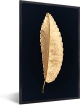 Photo encadrée - Feuille d'or sur fond noir Cadre photo noir sans passe partout 20x30 cm - Affiche encadrée (Décoration murale salon / chambre)
