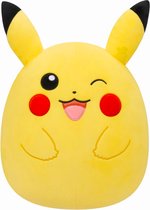 Squishmallows Pokémon Jumbo Pikachu Knipoog 50 cm - Pluche Knuffel