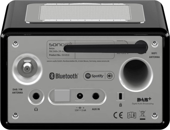 Achterkant van de zwarte Sonoro radio met DAB/FM antenne, Bluetooth, Spotify, Aux In en Wifi.