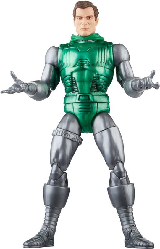 Avengers: Au-Beyond des figurines Marvel Legends les plus puissantes de la Terre Captain Marvel vs. Docteur Doom 15 cm