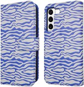 iMoshion Hoesje Geschikt voor Samsung Galaxy S22 Hoesje Met Pasjeshouder - iMoshion Design Bookcase smartphone - Meerkleurig / White Blue Stripes