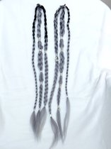 Clip-in hair extensions van synthetisch haar vlechten | Grijs - Zwart met zilverkleurige bedels