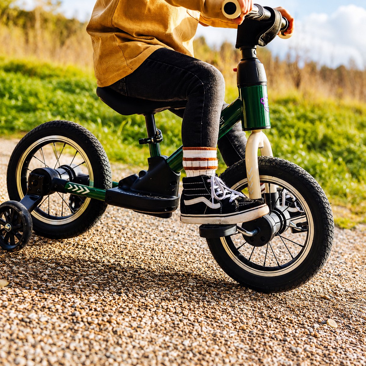 Kidcruiser Loopfiets 2+ jaar - Optioneel met LED Zijwieltjes & Trappers - 3-in-1 Kinderfiets - 12 inch – Donker Groen – Modulair Design — afbeelding 10