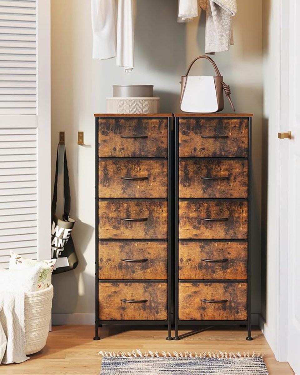 Smalle Vintage Commode met 5 Stoffen Lades – Mobili Bella Hoge Opbergkast 120 cm – Ruimtebesparende Ladekast met Stalen Frame & Houten Blad – Slaapkamer & Woonkamer Organizer Kast – Industrieel Design-Mobili Bella