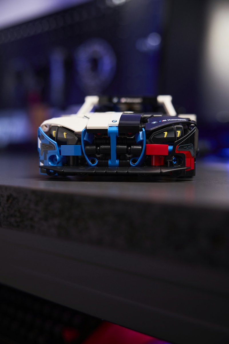 LEGO Technic - BMW M4 GT3 EVO Racewagen Speelgoed voor Kinderen vanaf 11 Jaar - 42226 — afbeelding 7