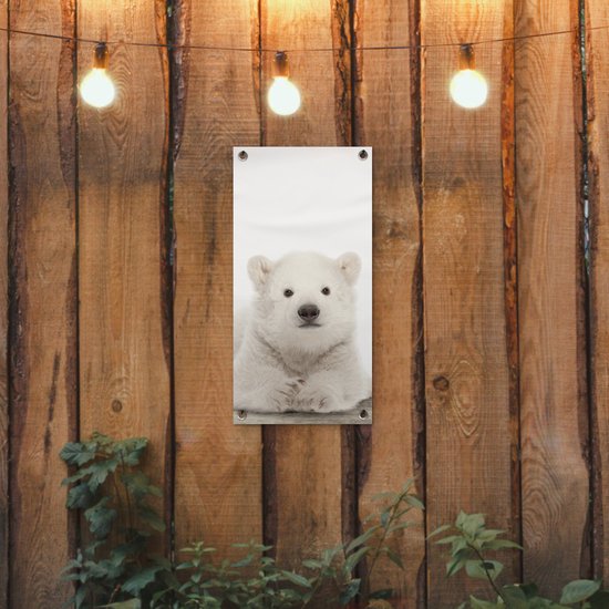 Tuinposter 30x60 cm - Tuindecoratie IJsbeer - Dieren - Kinderen - Wit - Jongens - Meisjes - Poster voor in de tuin - Buiten decoratie - Schutting tuinschilderij - Tuindoek muurdecoratie - Wanddecoratie balkondoek