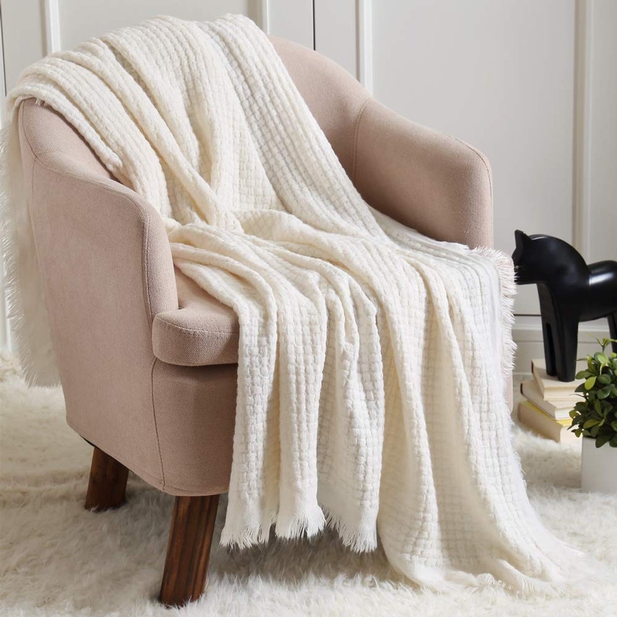 Dailygoods - Dailygoody - Zachte gehaakte deken - Boho decoratie - Lichtgewicht en comfortabel - Gebroken wit/ivoor - Perfect voor lente en zomer - Geschikt voor b...