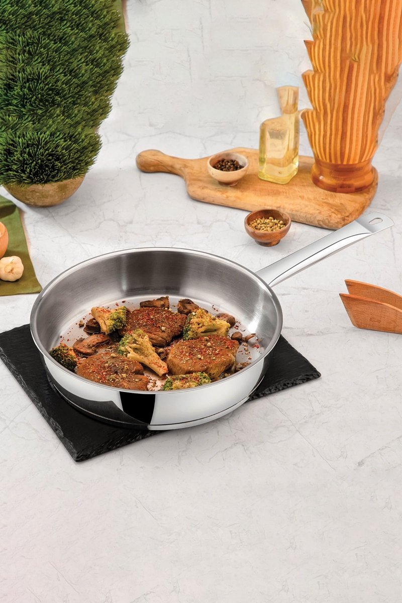 Polochef PCT-124 - Koekenpan 24 cm – Roestvrij Staal – Inductie Geschikt – RVS Bakpan – Zilver