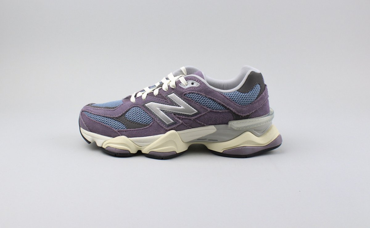 Nieuwe Balance 9060 ‘Shadow’ . Wit