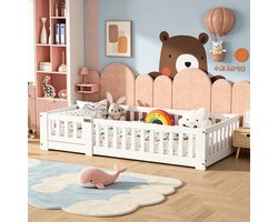 Peuterbed 90x190cm – Vloerbed met veiligheidshekjes – Met deur – Massief grenenhout – Geschikt voor kinderen vanaf 0 jaar – Wit – Matras niet inbegrepen