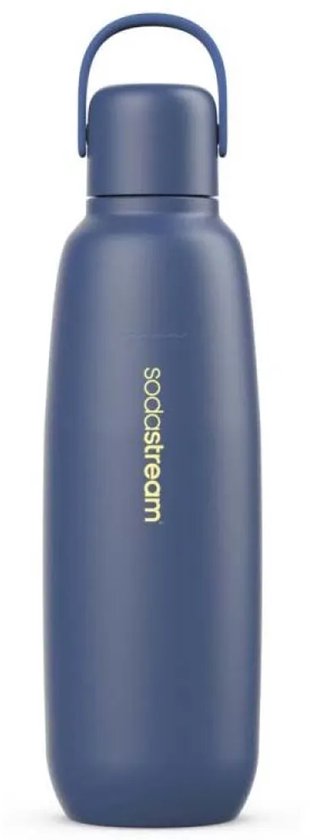 Donkerblauwe Sodastream fles met goudkleurig logo en handvat.