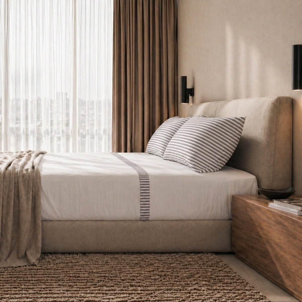 The White Stone Lakenset Twijfelaar 100% Katoen met Grijze Streep Bies Lichtblauw | Hoeslaken, Laken en 1 Kussensloop