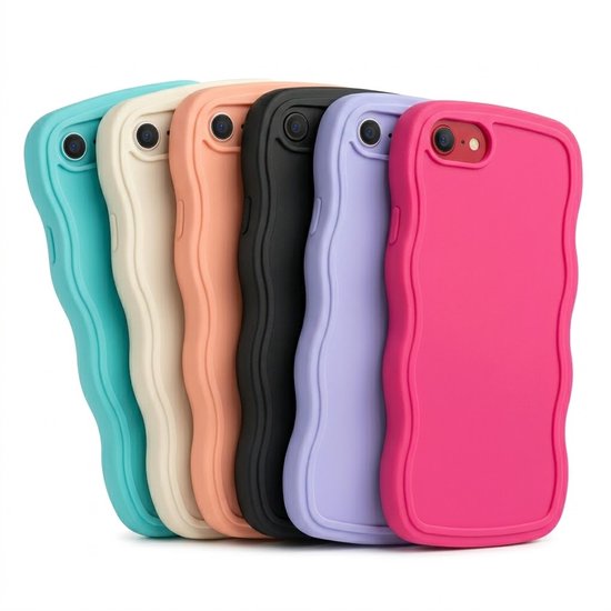 Vijf iPhone hoesjes in oplopende kleuren: mintgroen, crème, perzik, zwart, paars en roze, met golvend ontwerp.