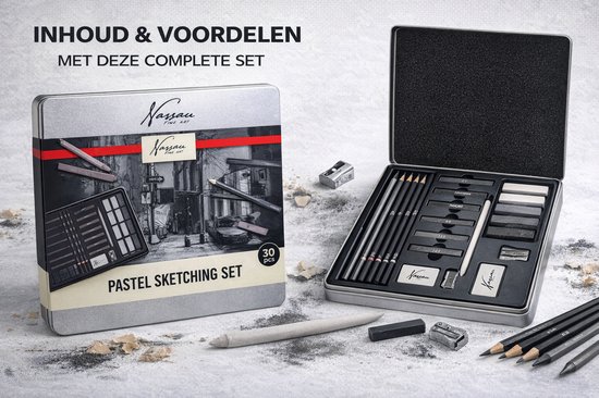 Nassau Fine Art pastel schetsset in luxe metalen bewaardoos, 30 stuks. De doos is open met de inhoud zichtbaar: potloden, houtskool, gummen en een puntenslijper.