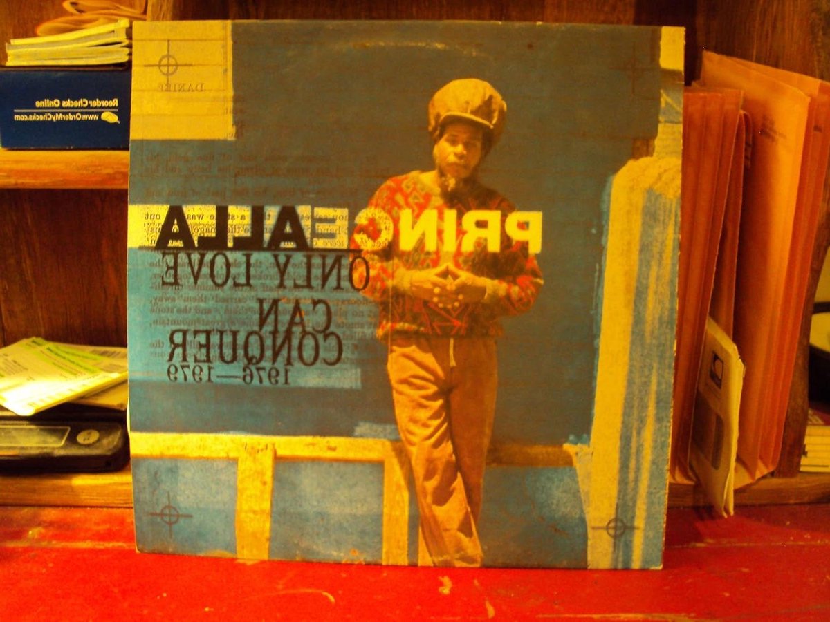 Muziekalbum - Vinylplaat LP - Muziek Luisteren - Rootsreggae Genre - 300 g - Zwart