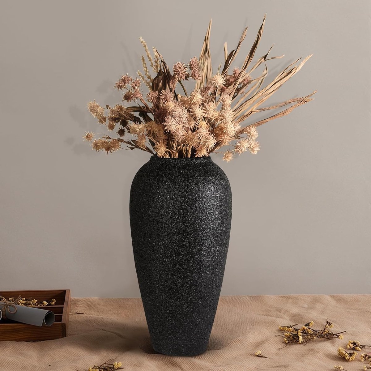 Grote 34 cm Rustieke Keramische Vaasje voor Thuisdecoratie in Zwart Verloop, Vintage Decoratieve Vaas voor Woonkamer, Slaapkamer en Cadeau voor Huiswarming en Bruiloft
