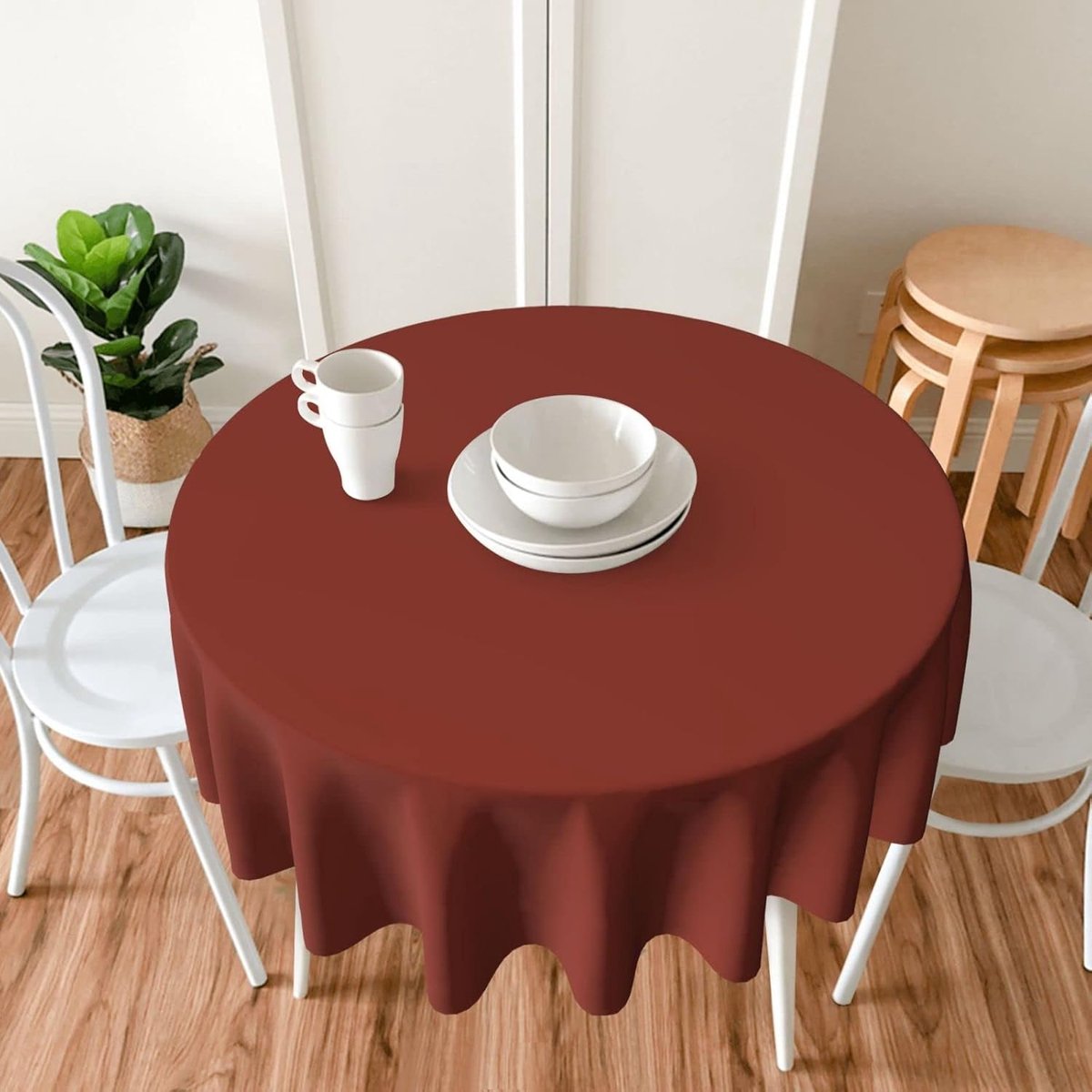 Rond Tafelkleed - Tafeldecoratie - Feestelijk Dienen - Waterbestendig - 152 cm - Bruin