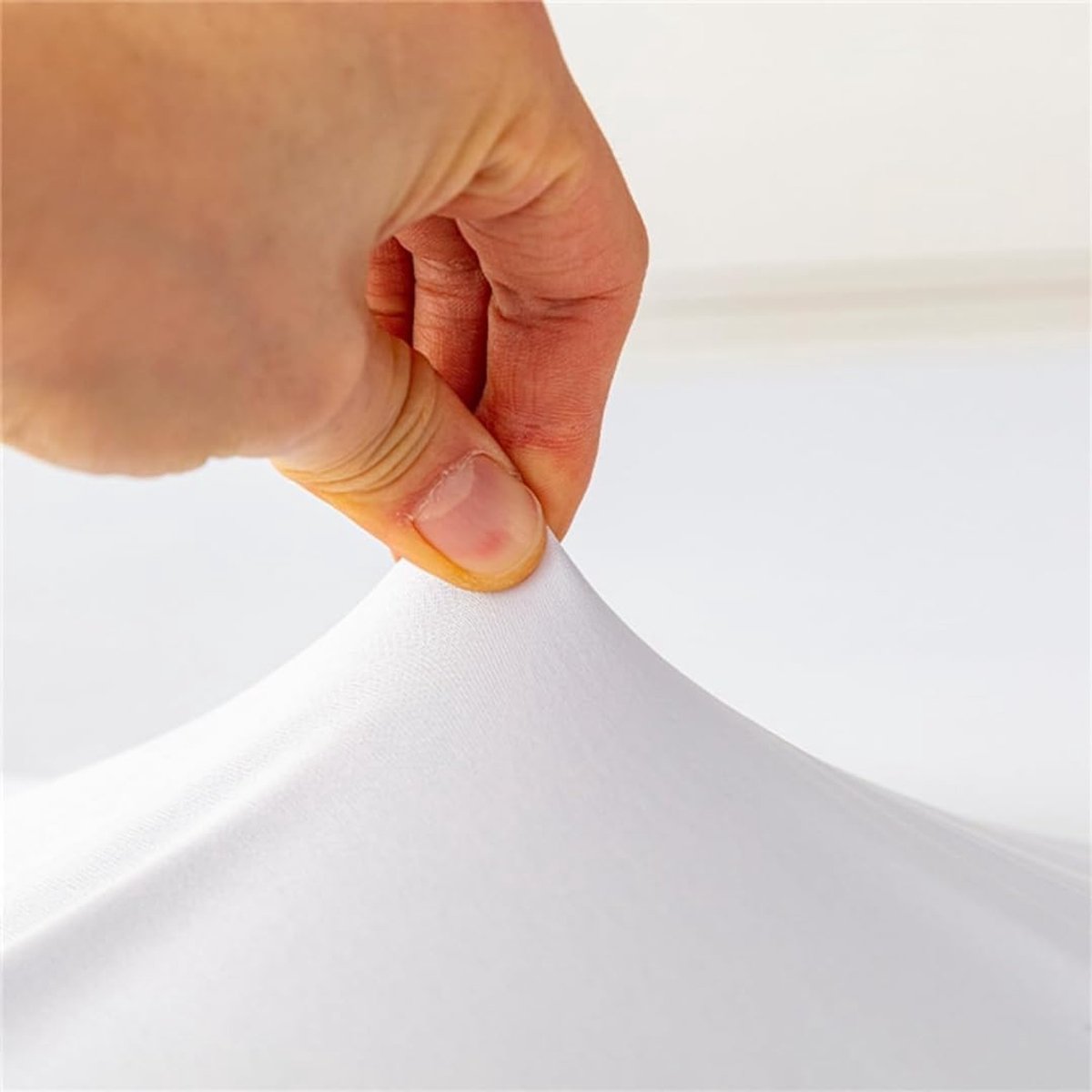 Rond Tafelkleed - Tafeldeken - Tafel Beschermen - Elastische Band - 110 cm - Donkergroen