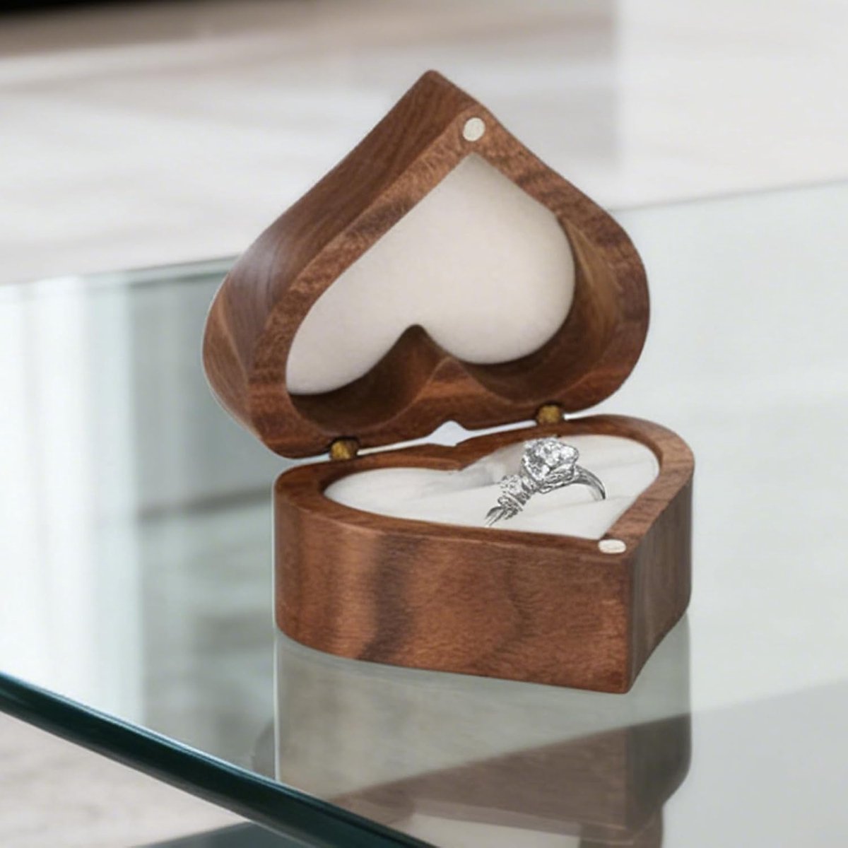 Verlovingsring Doos - Sieraden Houder - Cadeau Geven - Hartvormig Ontwerp - 5.5x3.7cm - Wit