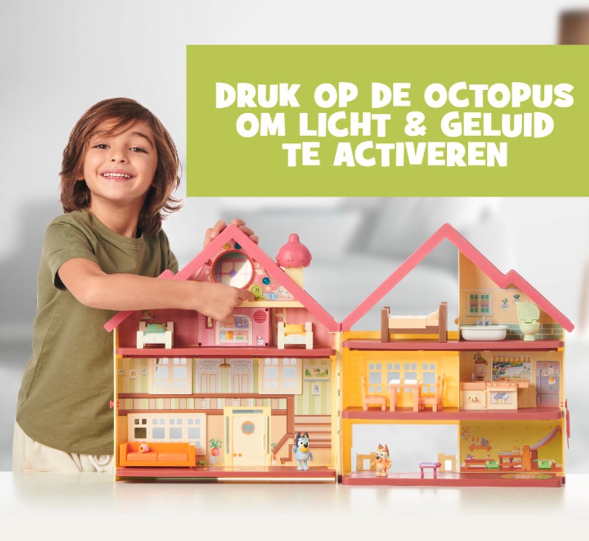 Bluey Speelgoed - Enorm Groot Licht en Geluid Speelhuis - 43 cm Hoog x 76 cm Breed - 3 Figuren en 15 Accessoires - Speelset - Vanaf 3 jaar - Figuren - Poppetjes — afbeelding 11
