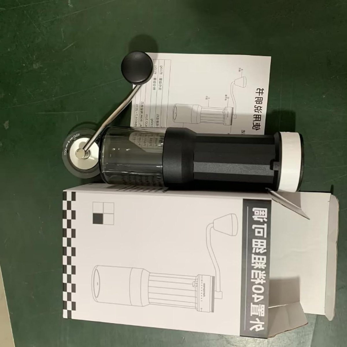 Handmatige Koffiemolen - Espresso Molen - Thuis Koffie Zetten - 40 Maalniveaus - 20.2 cm Hoog - Zwart Wit