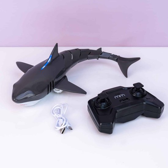 Jouet de requin télécommandé de haute qualité à 4 fonctions avec double hélice Despot Shark Jouet de requin télécommandé de haute qualité à 4 fonctions avec double hélice Despot Shark