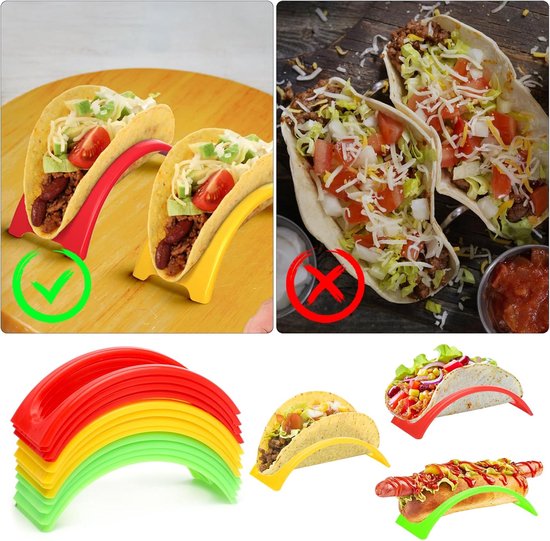 Stapel rode, gele en groene taco houders. Twee gevulde taco's en een hotdog in een houder.