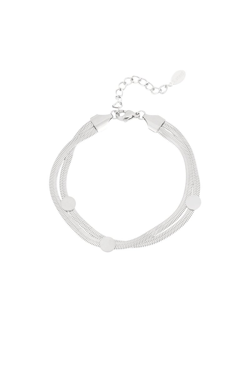flat & chic armband