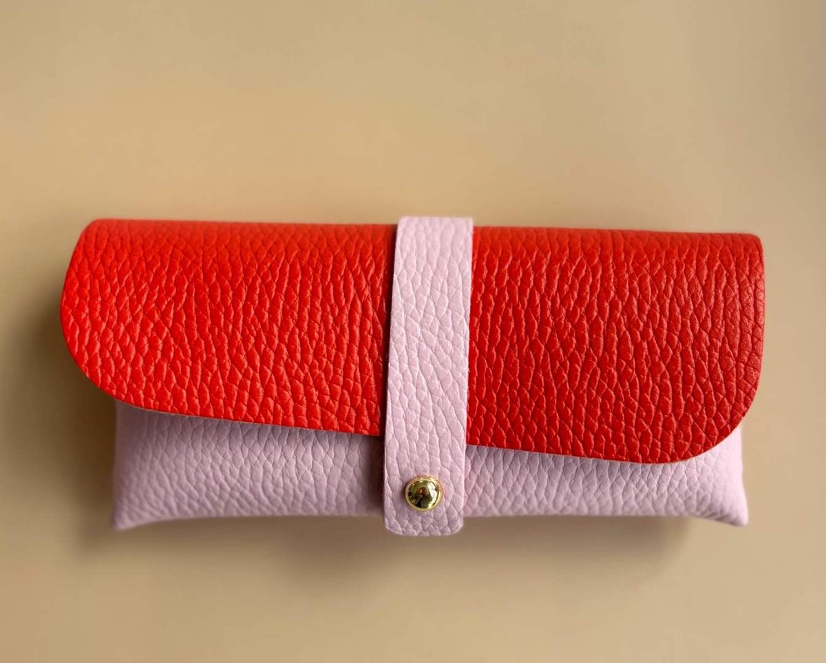 Zonnebrilhoes Roze & Rood | Colorblock | Echt leer 100% | 16 x 8 cm | Accessoire | Zonnebril | Modern | Hip | Trendy | Fashion | Brildrager | Gadget | Sunglasses Wallet | Zon | Lente Zomer | Accessoires | Dames | Heren | Kind | Brillenkoker | Mode