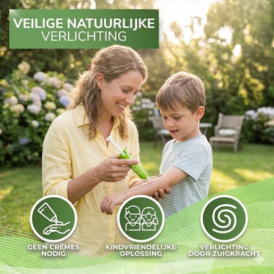 Vrouw gebruikt groene Venomkiller extractor op arm van kind in tuin. "Veilige natuurlijke verlichting. Kindvriendelijke oplossing."