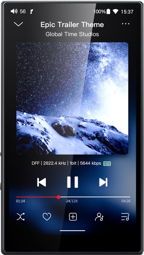 FIIO M21 mediaspeler met een zwart scherm dat de albumhoes "Epic Trailer Theme" toont met afspeelcontrols en audiospecificaties.