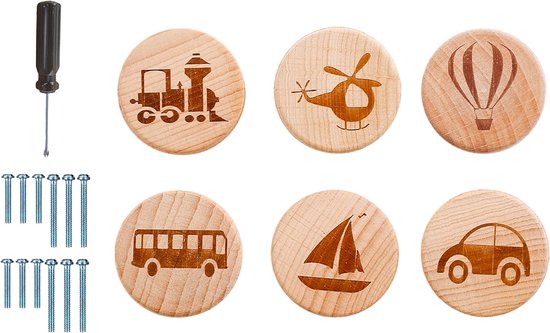 Zes houten knoppen met gravures van een trein, helikopter, luchtballon, bus, zeilboot en auto. Inclusief schroeven en een schroevendraaier.