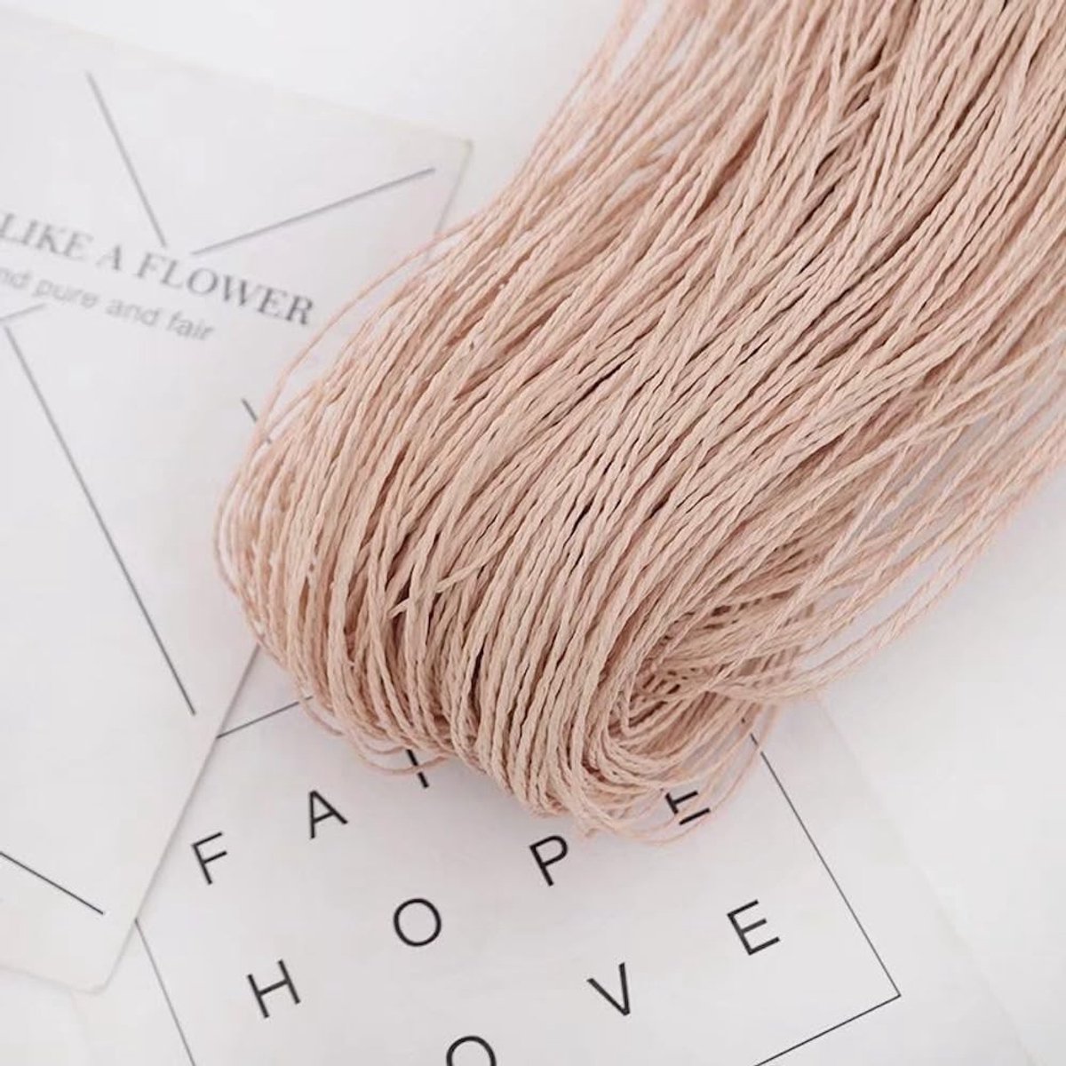 Wambere 200g Kleurige Raffia Bast Cord 2mm voor DIY Creaties en Cadeauverpakking - Dusk Roze
