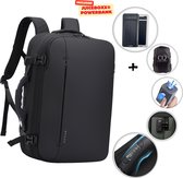 Zwarte BANGE rugzak, inclusief accessoires: JuiceBoxx powerbank, rugzakhoes en weegschaal.