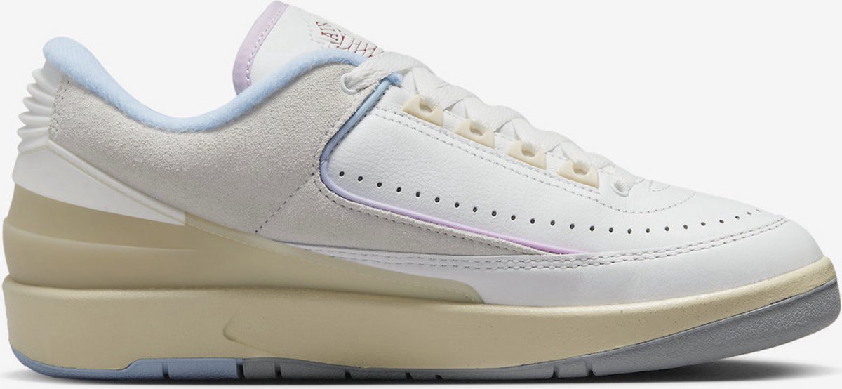 Nike Nike Air Jordan 2 Low “”Look Up In The Nike Air”” Sneakers Unisex Wit