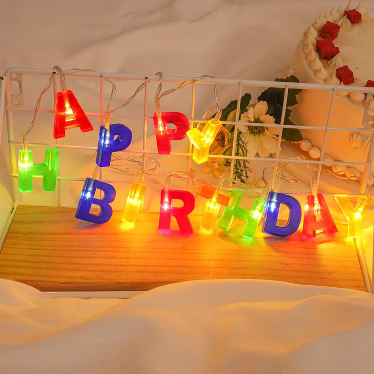 Dailygoods - Lichtketting - Verjaardag Decoratie - Feestelijke Sfeer - LED Verlichting - Happy Birthday - Perfect voor Feestjes - 27,5 x 12,8 x 2,5 cm