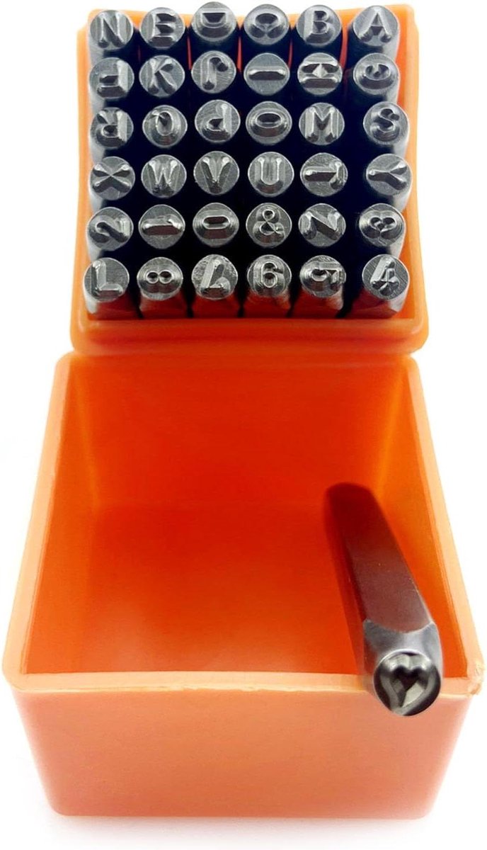 Stalen Stempelset - Metaal Gereedschap - Metaal Graveren - 37 Delige Set - 64 mm Lengte - Zilver