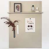Magneetbord XXL - Alfie Almond (Beige) - 71 x 102 cm staand - 8,2kg - Met Plankje - Stalen Magnetisch Memobord & Wandorganizer voor Keuken & Woonkamer - Magneetbord kind - Clover Living