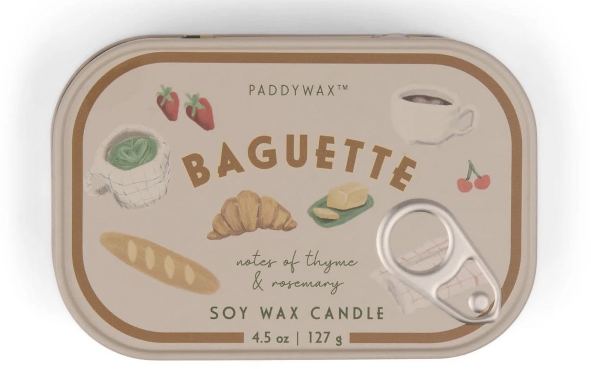 PADDYWAX Geurkaars blikje French Baguet | Bistro French Baguette Printed Tin Candle - Rosemary Thyme 127g 76 x 42mm